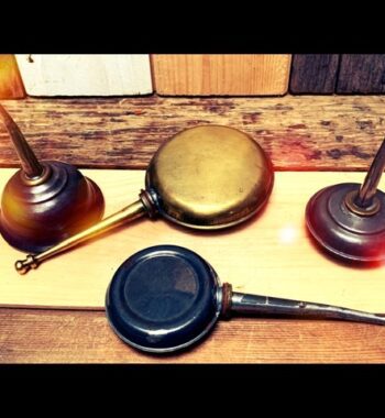 miniature Oil squirt cans 4x metal tool 1940