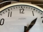 Van Doorn electric medium size class room clock 1975 Holland - Image 9