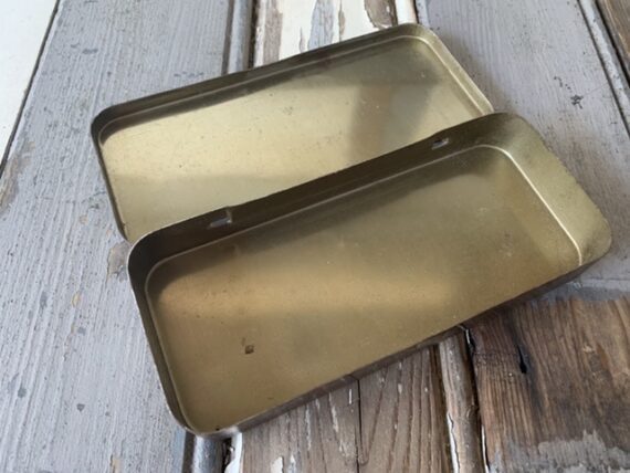 British Army tin case for military goggles 1943 England - Image 4