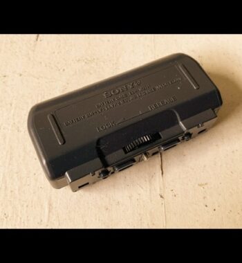 Sony Walkman MZR4 battery case for MD player 1990 Japan