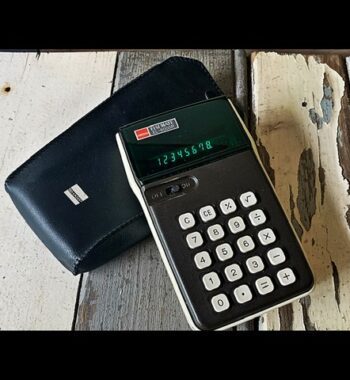Sharp Elsi Mate EL-8000R green LED calculator 1970 Japan