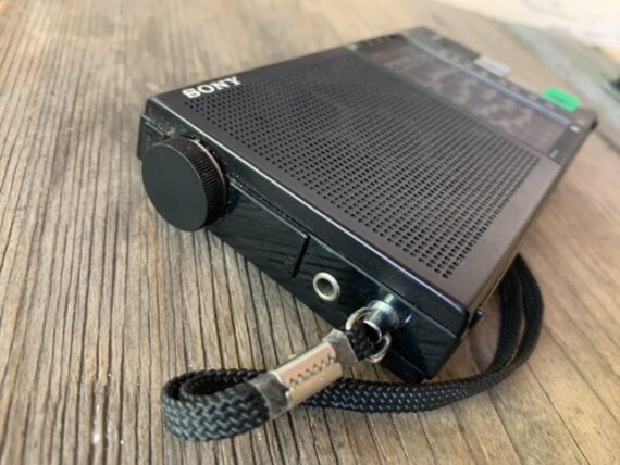 Sony ICR-4800 world receiver 6 bands stereo 1980 Japan - Image 4