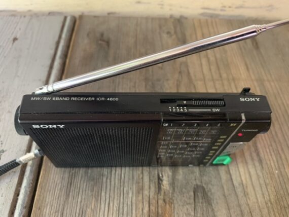 Sony ICR-4800 world receiver 6 bands stereo 1980 Japan - Image 6