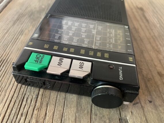 Sony ICR-4800 world receiver 6 bands stereo 1980 Japan - Image 3