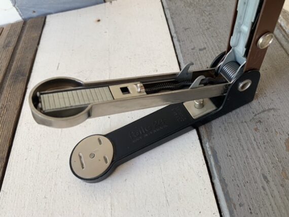 Folle 24 all metal Stapler by Henning Andreasen brown 1970 Denmark - Image 5