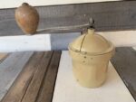 Peugeot G1 cream metal coffee grinder 1950 France - Image 5