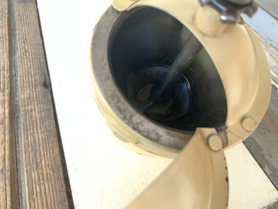 Peugeot G1 cream metal coffee grinder 1950 France - Image 8