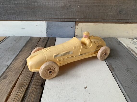 Tomte Stavanger big race car faded yellow vinyl 1970 Norway - Image 6
