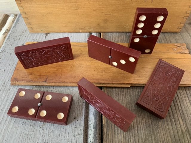 bakelite domino set vintage