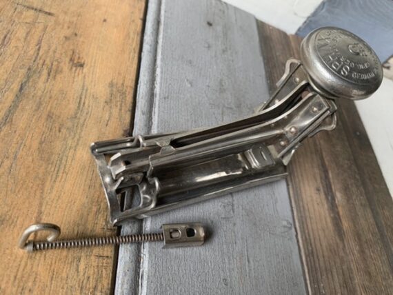 Elastic Sphinx 83 ornate chrome Stapler 1930 Germany - Image 3