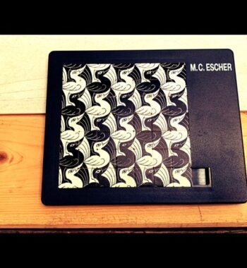 M.C. Escher sliding puzzle game 1990 Pussycat Holland Germany - E128