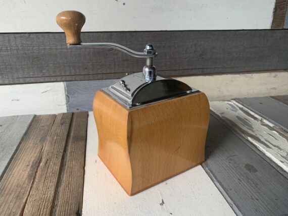 PeDe 420 high curved Dienes coffee grinder Holland 1960 - Image 4