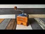 PeDe 420 high curved Dienes coffee grinder Holland 1960