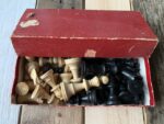 Chess set Staunton type smaller K62 wood in box 1940 Netherlands - Image 9