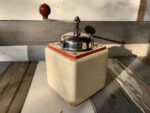 PeDe Dienes 619 square red white Coffee grinder Germany 1950 - Image 4