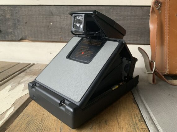 Polaroid SX-70 land camera Alpha bag design 1970 - Image 4