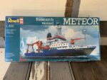 Revell 05208 Meteor research vessel ship model kit 2003 USA