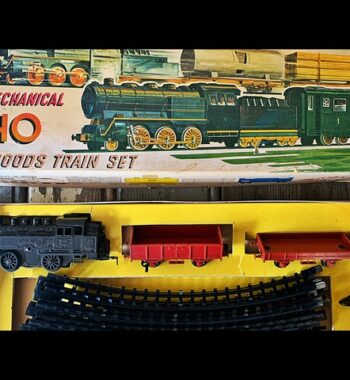 Ingap windup train set 1309 in box NOS 1970 Italy