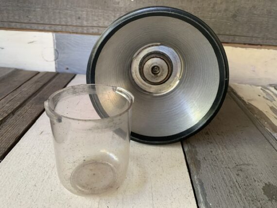 AJA candy apple red metallic coffee grinder 1960 Norway - Image 2