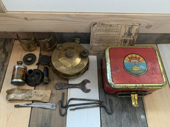 Primus 96 complete small camping stove in tin complete 1952 Sweden