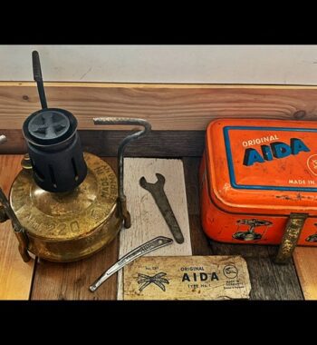 Aida 220 small brass camping Stove box 1970 Germany