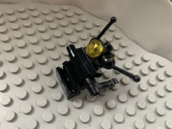 2000 items - Lego classic space robot from set 6931 minifigure 1985 Denmark - Image 8