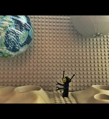 Lego classic space robot from set 6931 minifigure