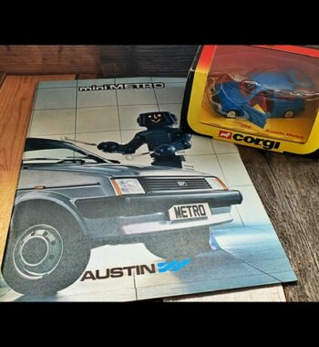 Corgi toys 275 Austin Mini Metro box and brochure 1981 England