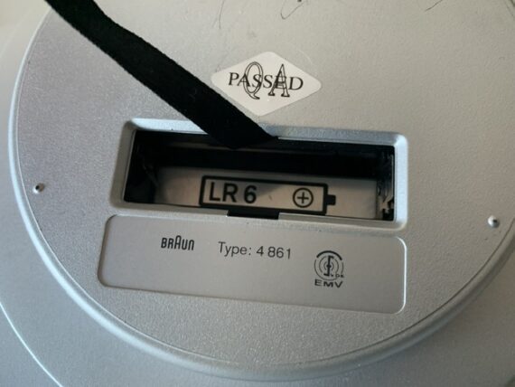 Braun 4861 ABW31 silver quartz clock Millennium edition 2000 Germany - Image 4