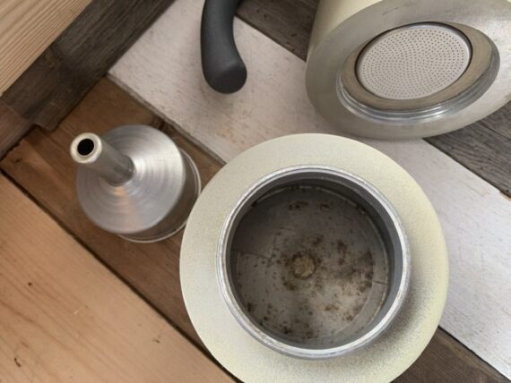 Bugatti Vulcano 6 cup moka pot Teseo Berghella 2000 Italy - Image 2