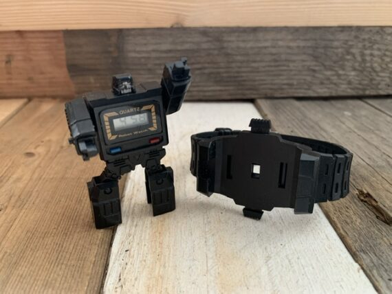 Robot Watch transformer complete with strap clone 1980 Taiwan - Image 4