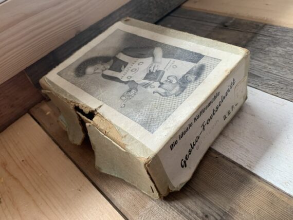 Geska Fortschritt portable coffee grinder box 1950 Germany - Image 8