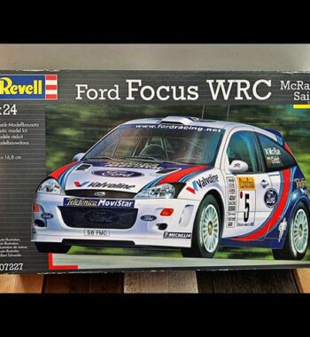 Revell 07227 Ford Focus WRC 1:24 model kit 2001 USA Japan