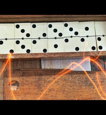 Double 6 Domino white bakelite set handmade in box 1950 Holland