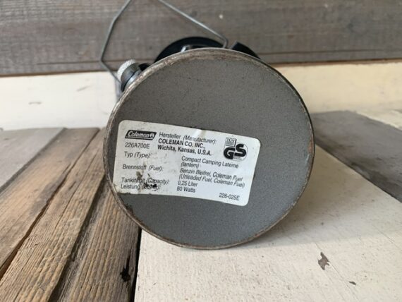 Coleman model 226 small camping lantern 2000 USA - Image 9