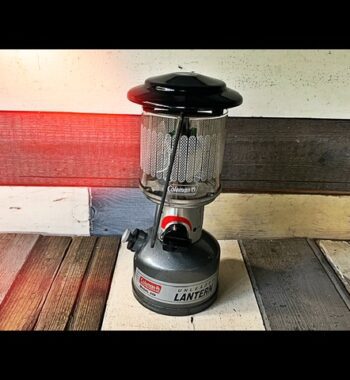Coleman model 226-700 small camping lantern 2000 USA