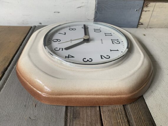 Kienzle stoneware brown quartz retro kitchen clock 1990 Germany