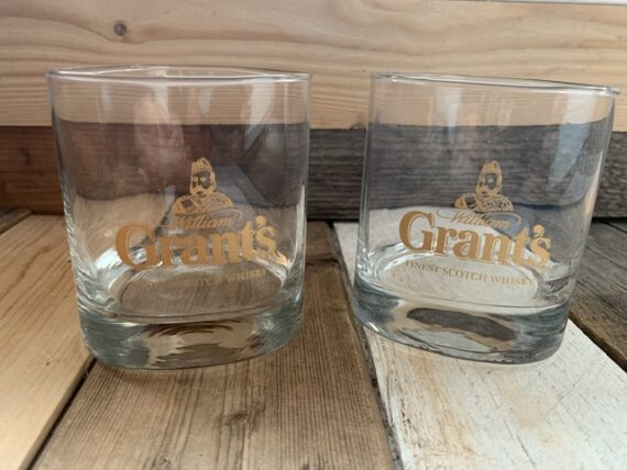2 Whisky glasses William Grant's whisky 2000 Scotland