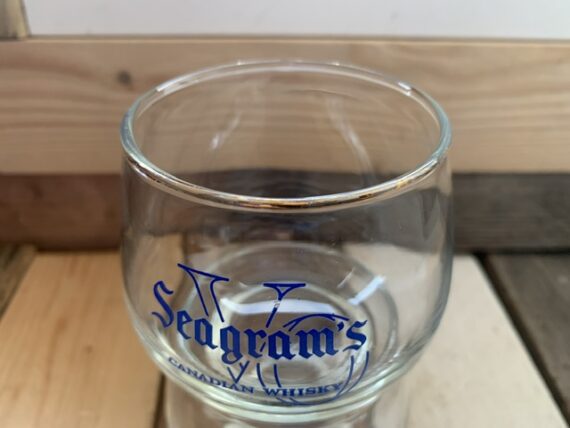 2 Whisky glasses for Seagrams VO 1970 Canada - Image 4