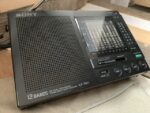 Sony ICF-SW7601 12-band world receiver case 1990 Japan - Image 5