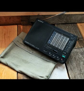 Sony ICF-SW7601 12-band world receiver case 1990 Japan