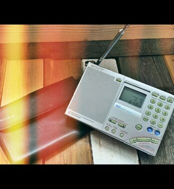 Sony ICF-SW7600GR world receiver digital case 1990 Japan