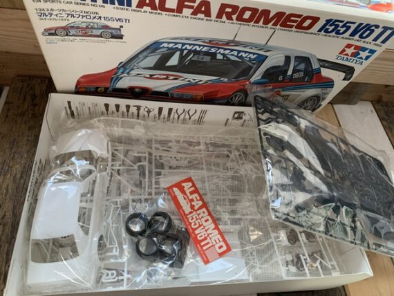 Tamiya Martini Alfa Romeo 155 V6 TI 24176 model kit 1996Japan