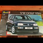 Revell 07367 VW Golf VR6 1:24 model kit 1994 USA Japan