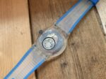 Swatch SUJK 104 Fluid Word BLUE mens quartz watch 2005 Swiss