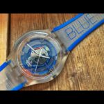 Swatch SUJK 104 Fluid Word BLUE mens quartz watch 2005 Swiss