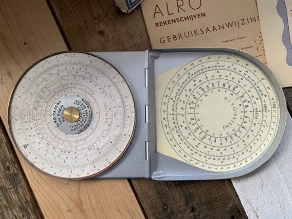 Alro 600E Electro Slide rule metal case full set 1960 Holland