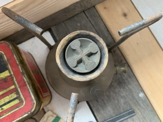 Phoebus 30 small brass camping stove in tin 1950 Austria