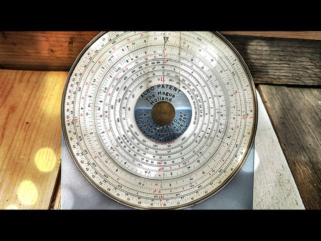 Alro 300D Slide rule metal case 1950 Holland Alro 300D Slide rule metal case 1950 Holland