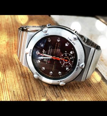 Pulsar V600-6010 alarm chronograph mens quartz watch 1990 Japan